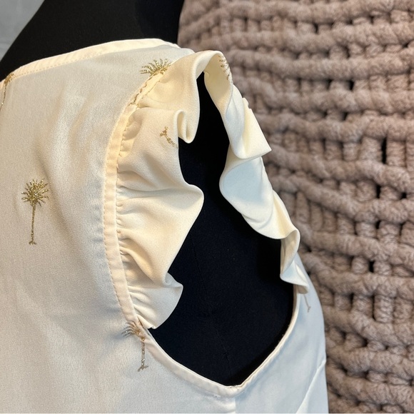 WESTMOON Cream Ruffled Cap Sleeve Blouse Size Medium - Picture 5 of 11